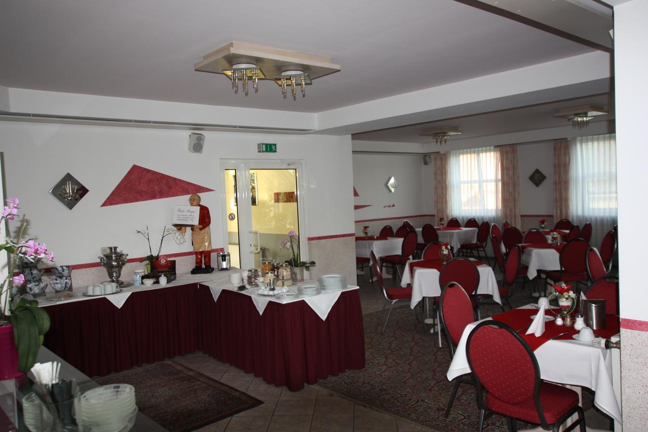Hotel Buergerhof Hohenstein-Ernstthal Eksteriør bilde