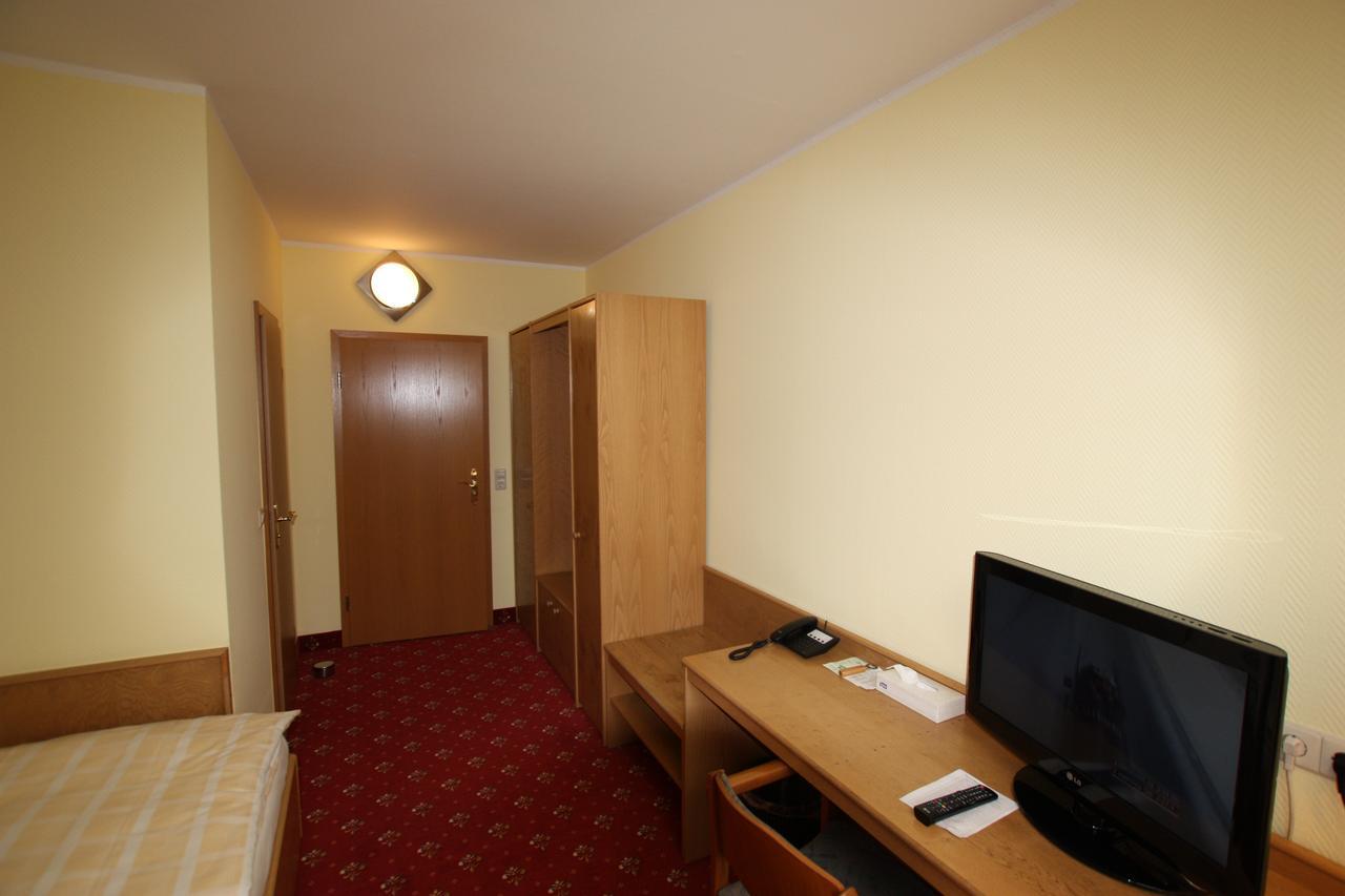 Hotel Buergerhof Hohenstein-Ernstthal Eksteriør bilde