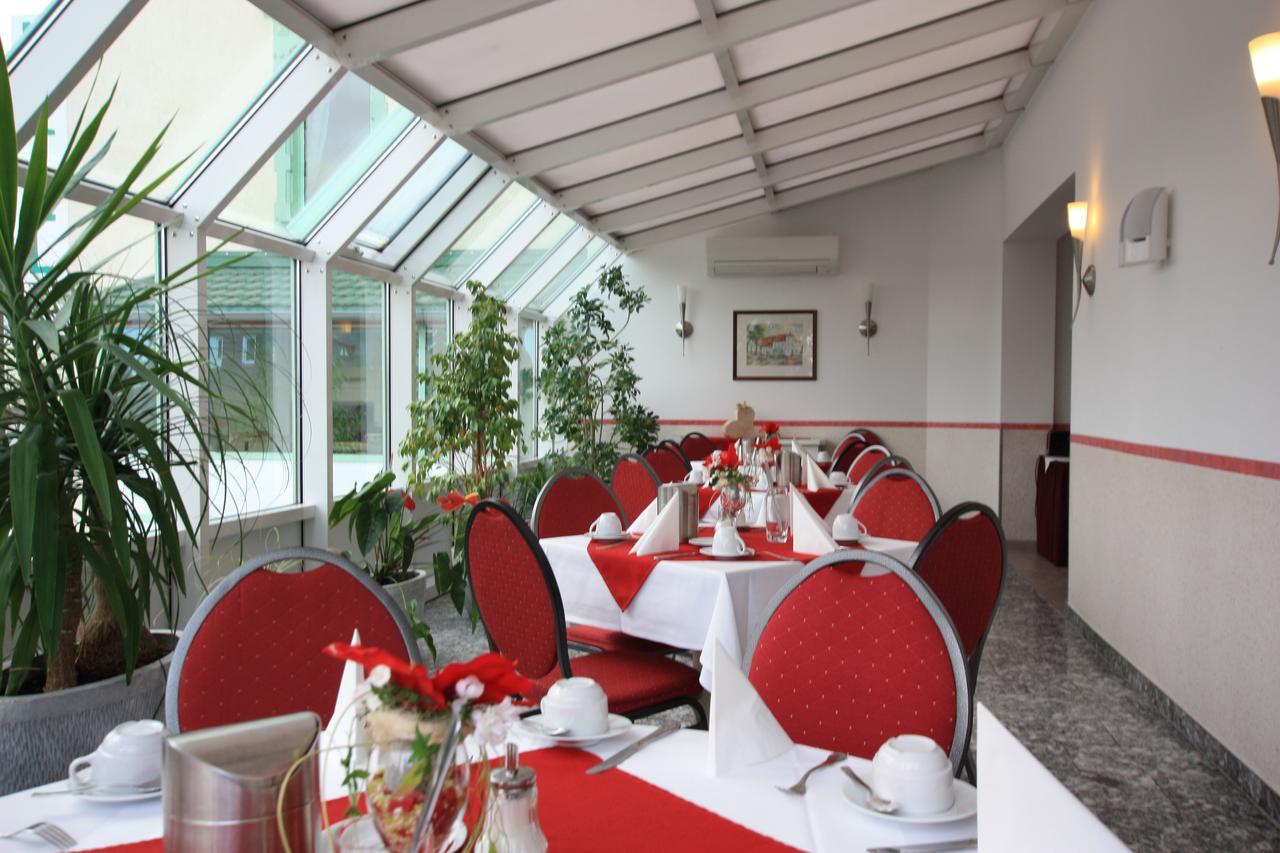 Hotel Buergerhof Hohenstein-Ernstthal Eksteriør bilde