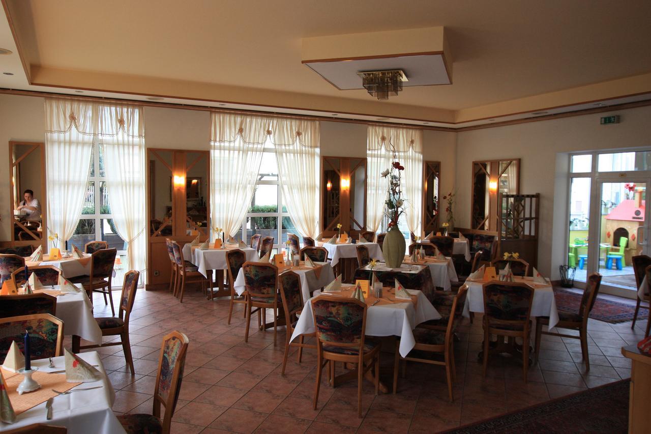 Hotel Buergerhof Hohenstein-Ernstthal Eksteriør bilde